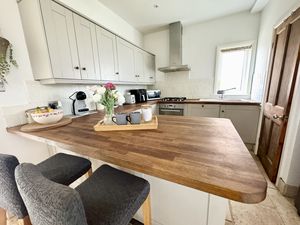 Open Plan Dining Kitchen- click for photo gallery